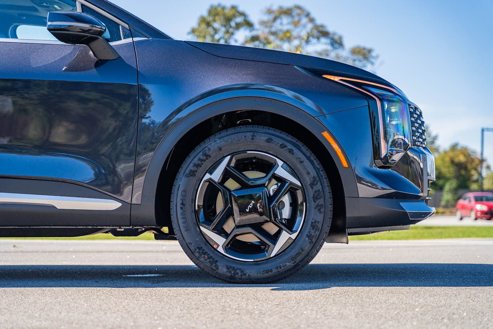 New 2026 Kia Sportage EX w/ EX Panorama Roof Package image 5