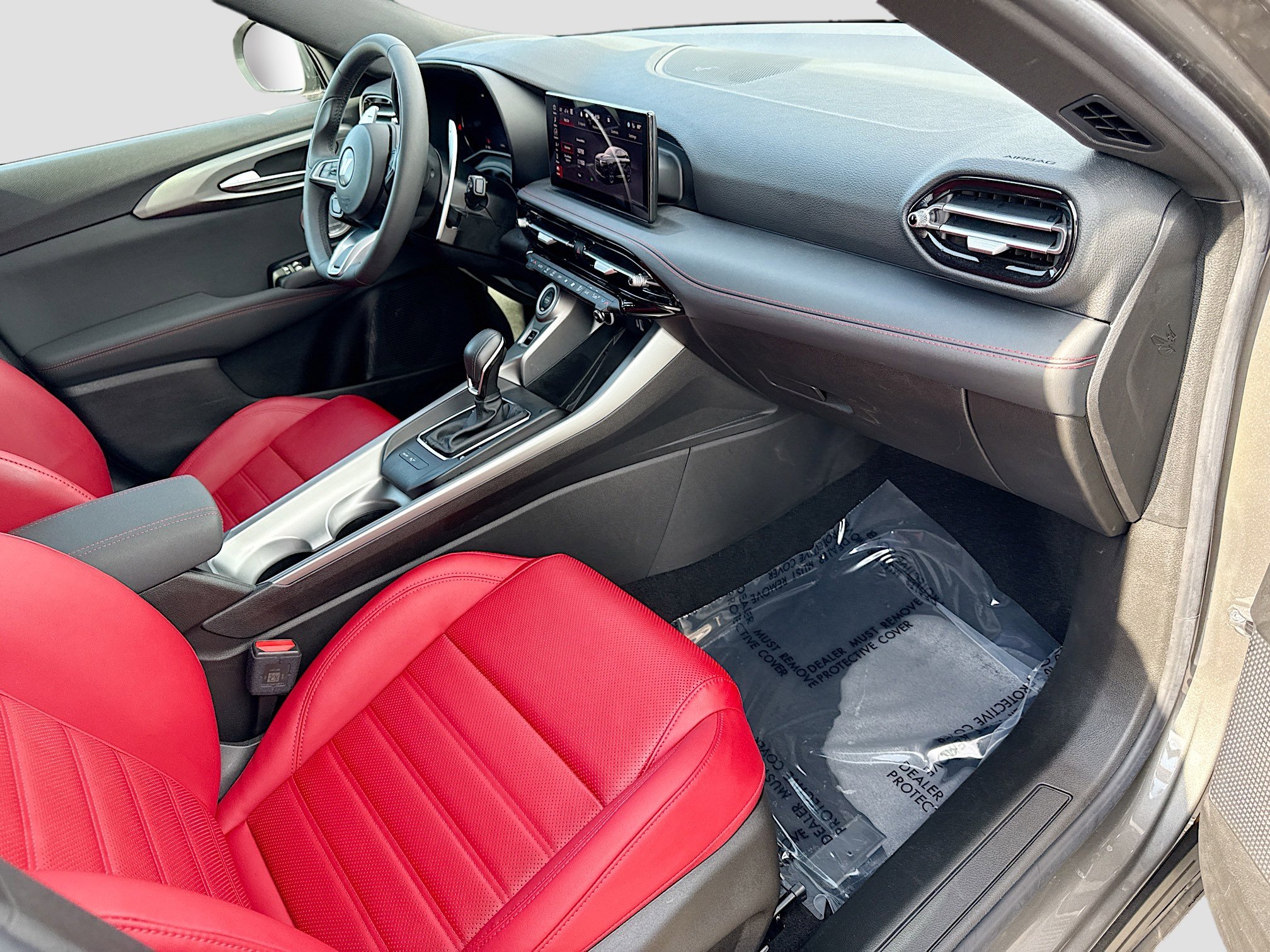 Used 2024 Dodge Hornet R/T Plus w/ R/T Blacktop Package AWD/4WD image 13