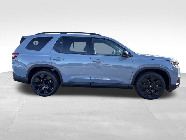 New 2026 Honda Pilot Black Edition image 8