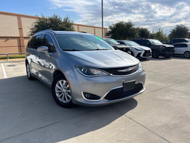 Used 2019 Chrysler Pacifica Touring-L