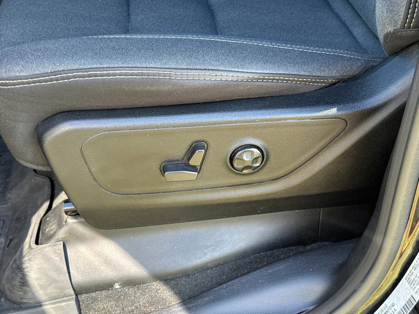 Used 2021 RAM 1500 Big Horn image 19