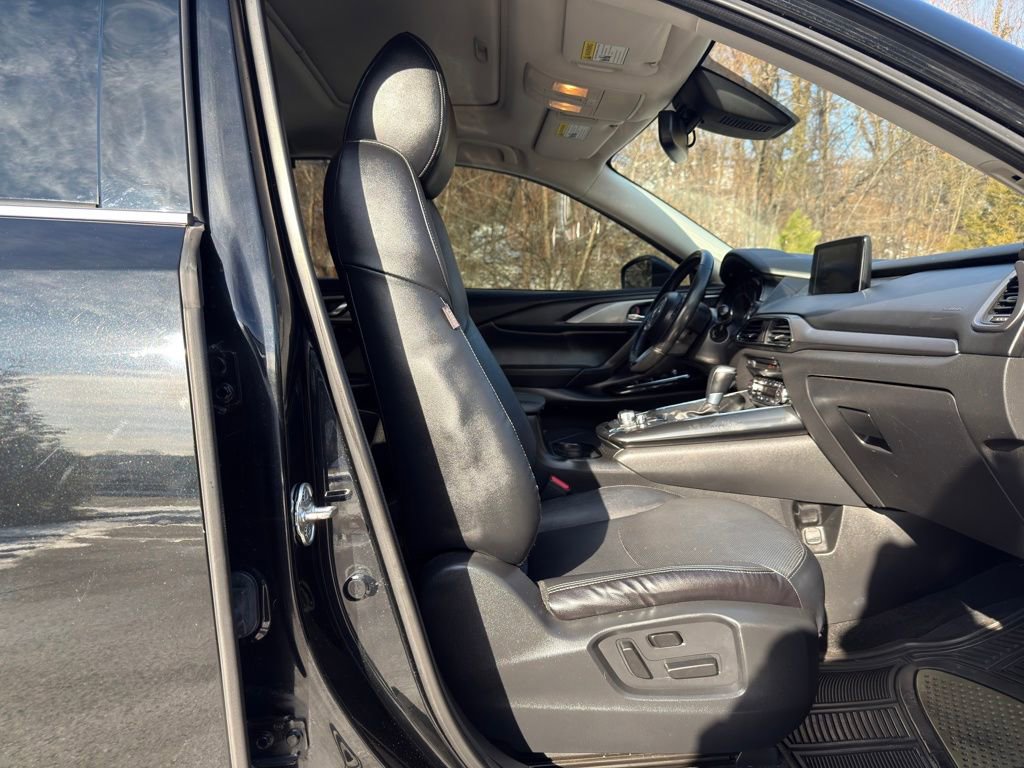 Used 2018 MAZDA CX-9 Touring w/ Touring Premium Package image 28