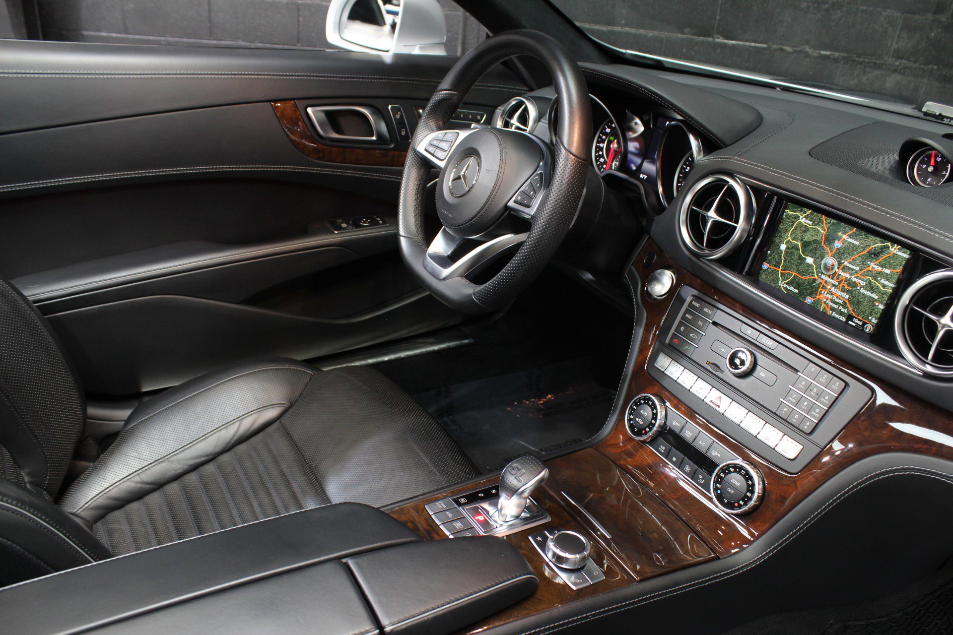 Used 2019 Mercedes-Benz SL 450 SL 450 Driver Assistance w/ Premium Package image 53