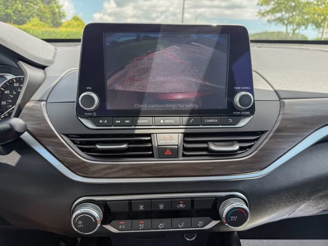 Used 2023 Nissan Altima 2.5 SV FWD image 22