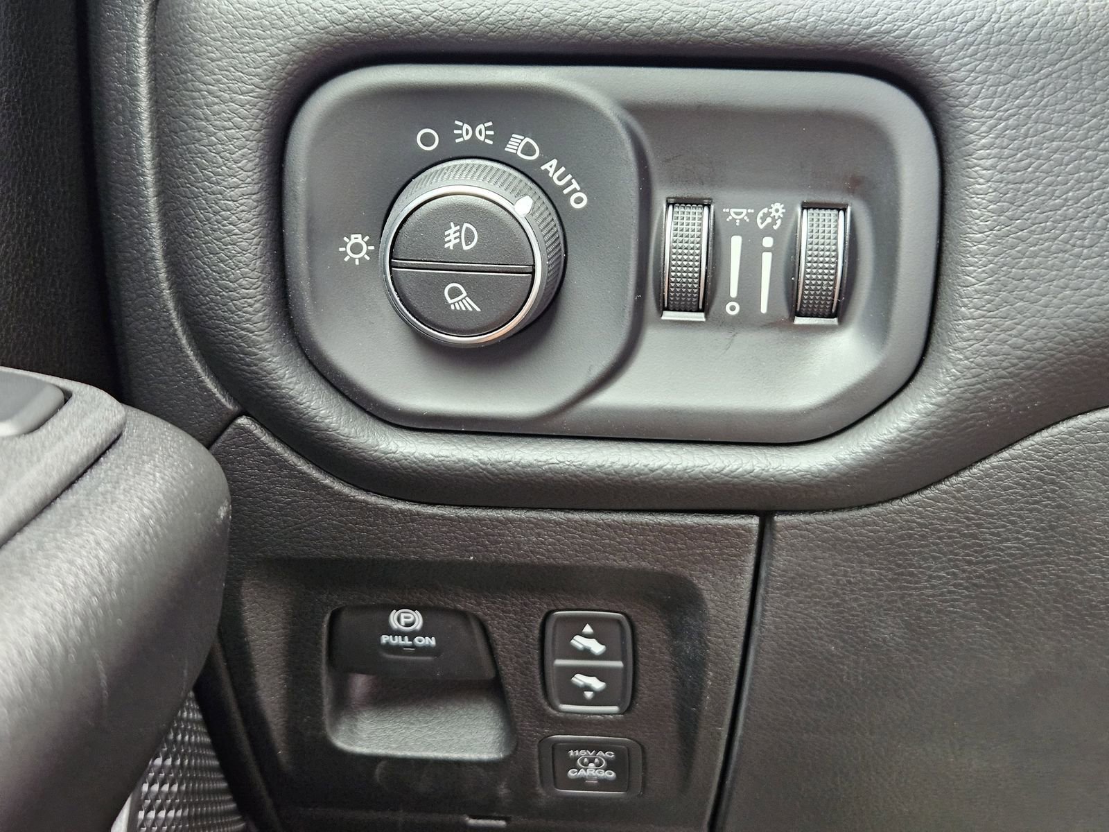 New 2026 RAM 1500 Big Horn AWD/4WD image 23