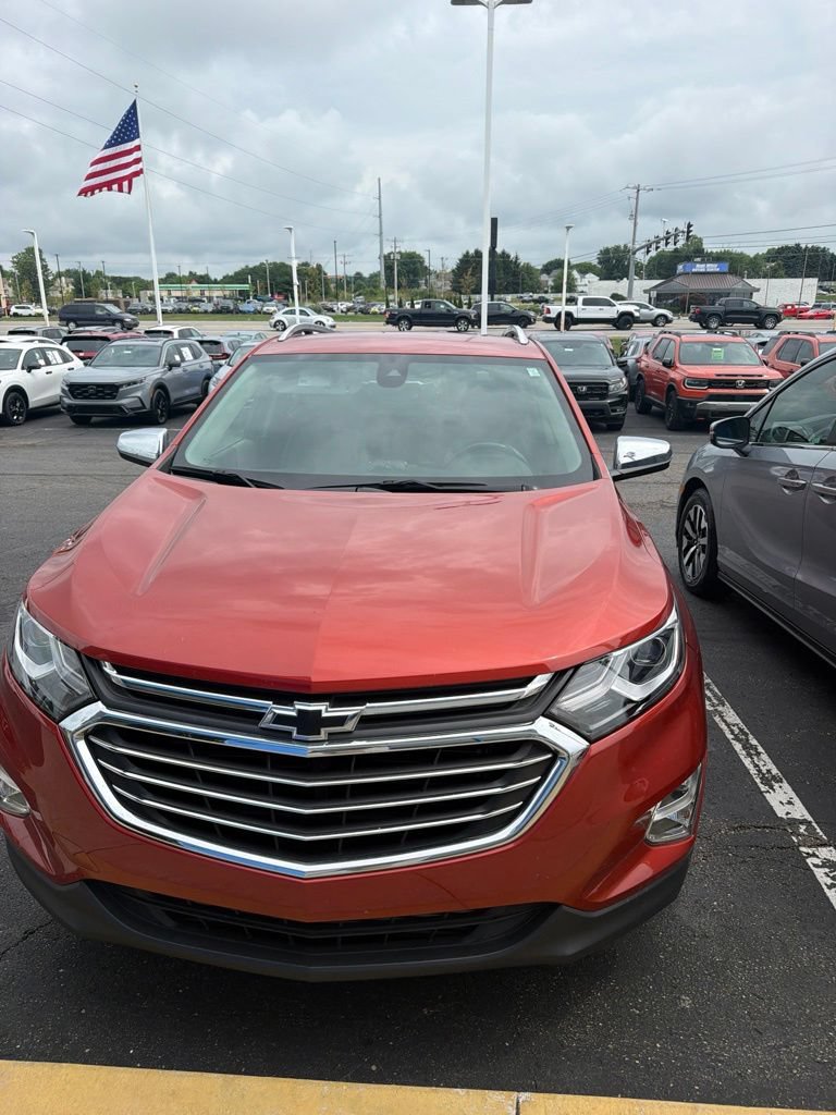 Used 2020 Chevrolet Equinox Premier FWD image 6