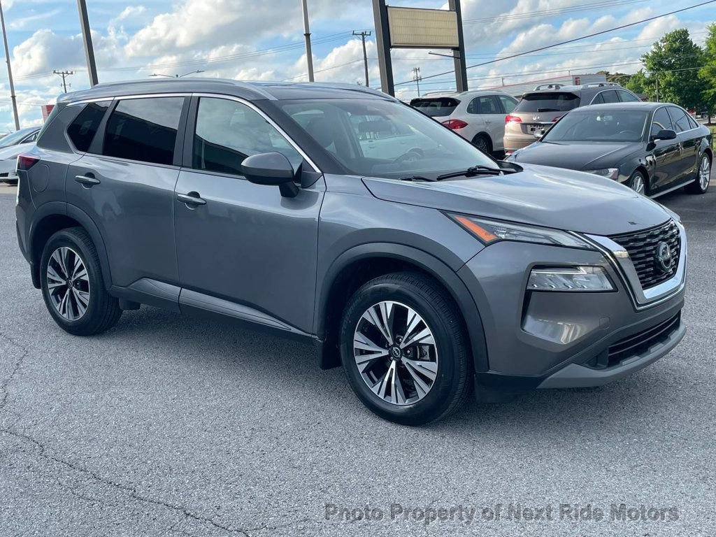 Used 2023 Nissan Rogue SV w/ SV Premium B Package FWD image 4