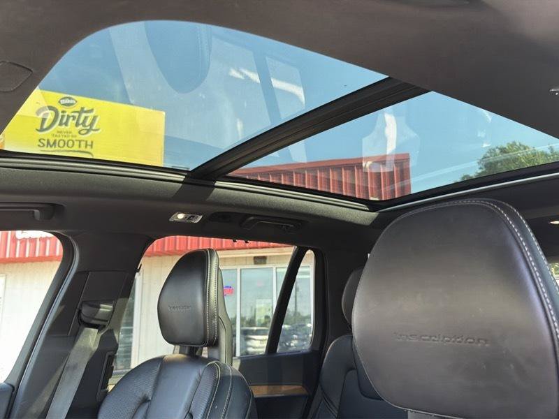 Used 2018 Volvo XC90 T6 Inscription w/ Convenience Package AWD/4WD image 17