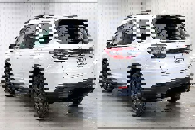 New 2026 Honda Pilot Sport image 5