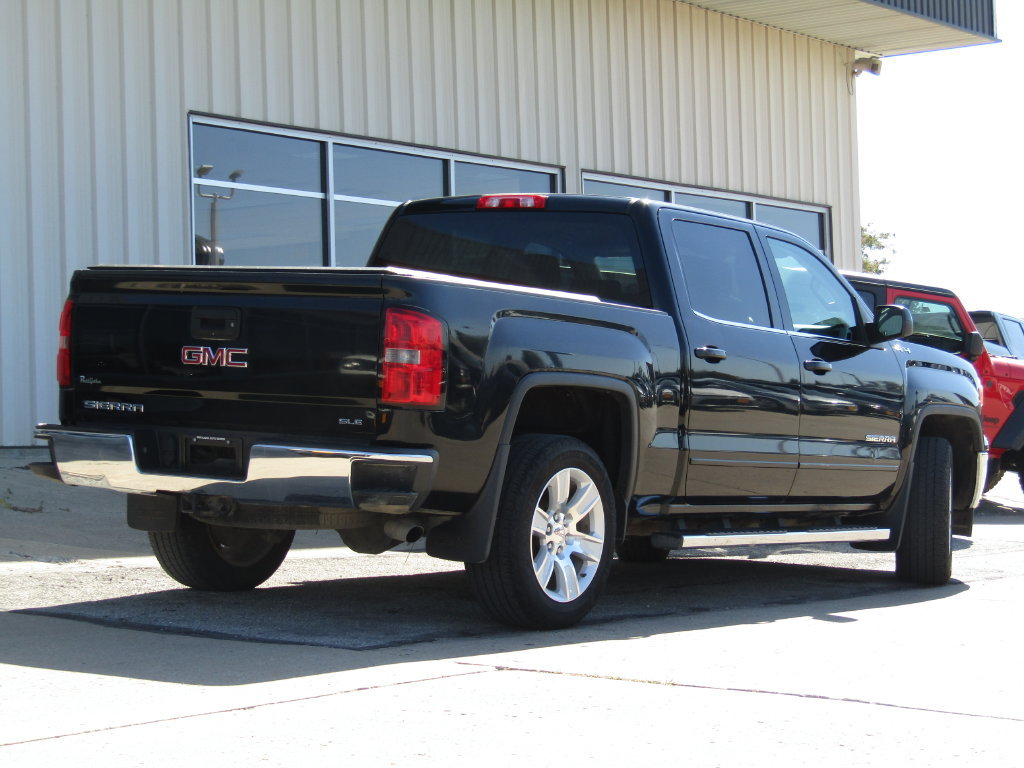 Used 2015 GMC Sierra 1500 SLE w/ SLE Value Package AWD/4WD image 3