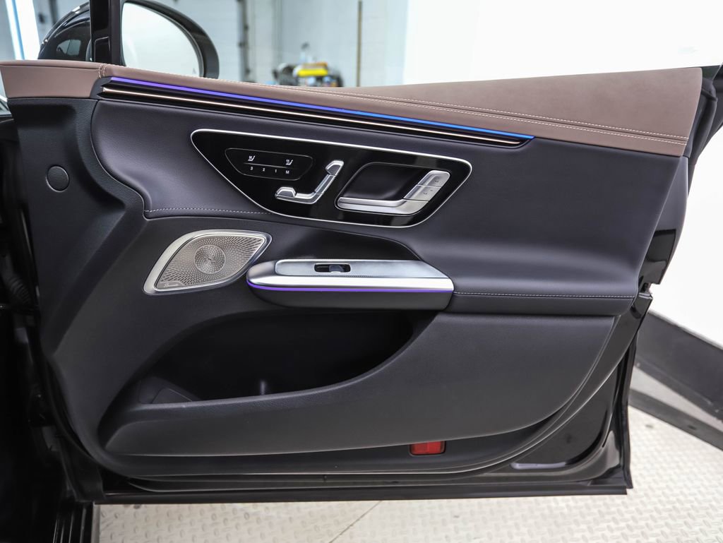 Used 2023 Mercedes-Benz EQE 350+ 4MATIC Sedan image 27