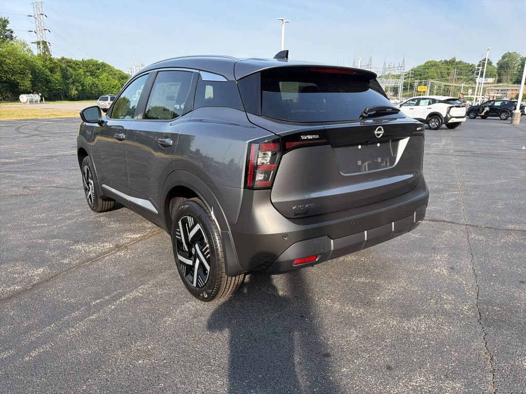 New 2026 Nissan Kicks SV w/ Charging Package FWD image 3