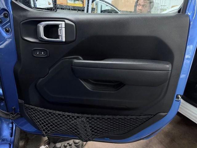Used 2024 Jeep Gladiator Sport AWD/4WD image 13