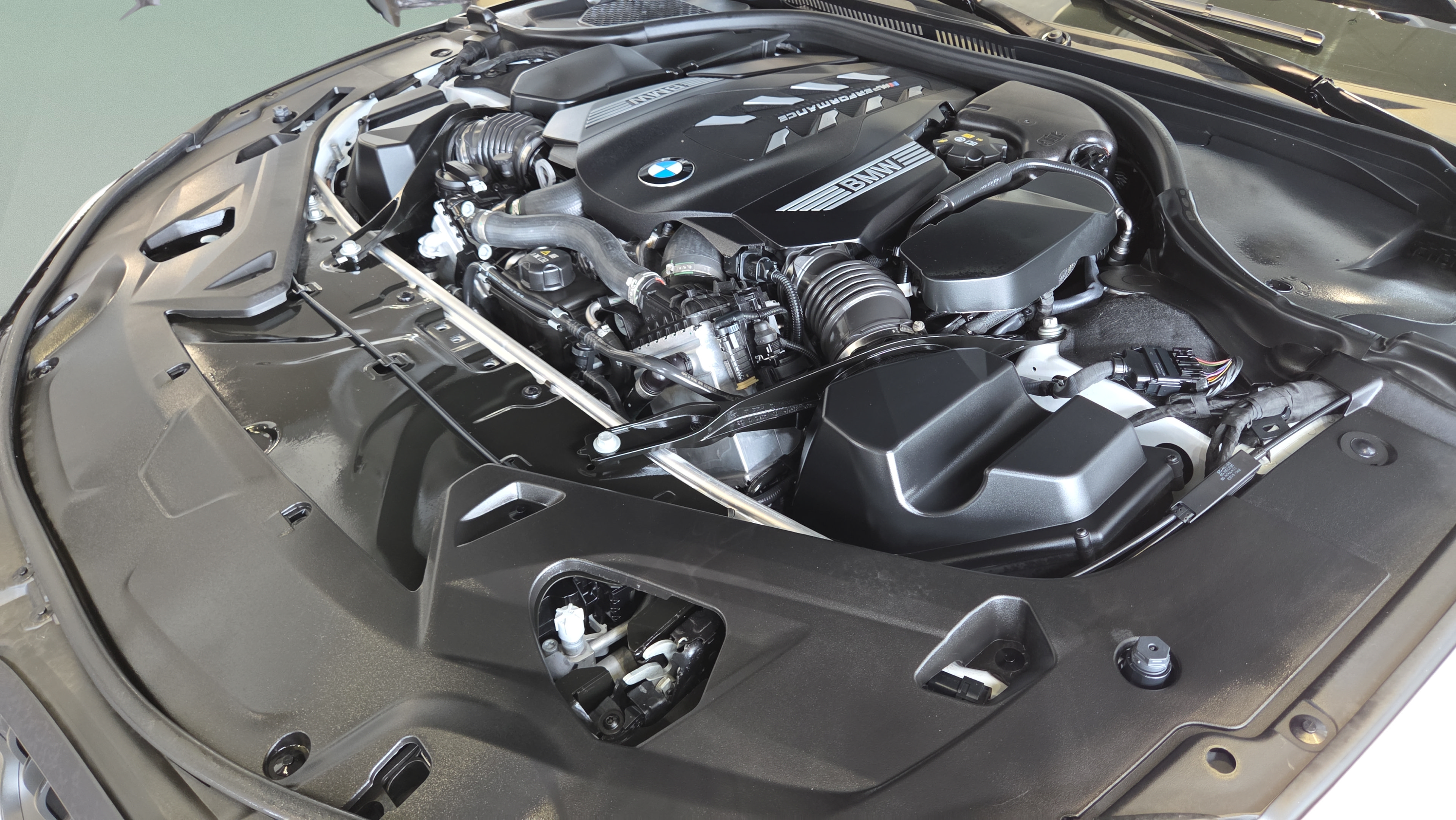 Certified 2026 BMW M850i xDrive AWD/4WD image 19
