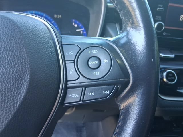 Used 2022 Toyota Corolla XSE FWD image 18