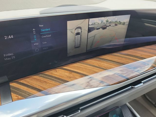 Used 2025 Cadillac Escalade ESV Sport Platinum AWD/4WD image 20