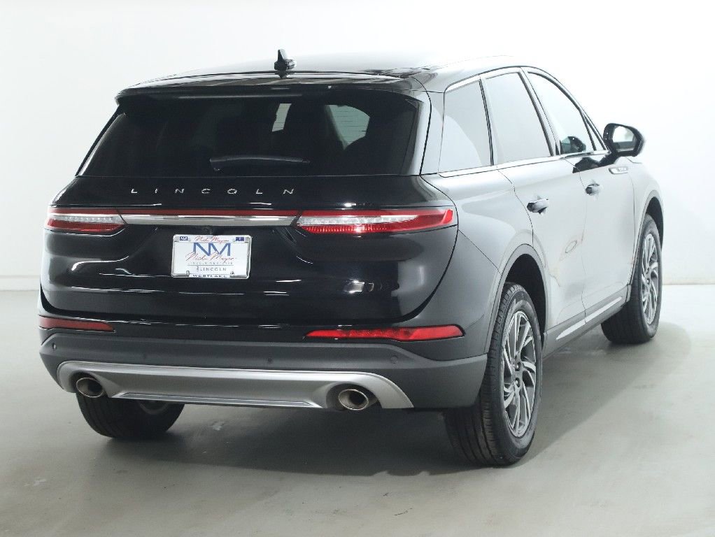 Used 2023 Lincoln Corsair FWD w/ Equipment Group 101A image 43
