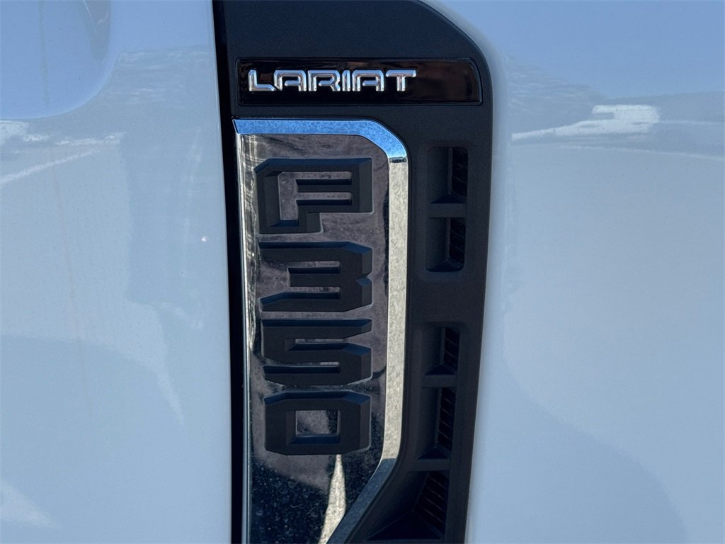 Used 2025 Ford F350 Lariat w/ Lariat Ultimate Package image 16