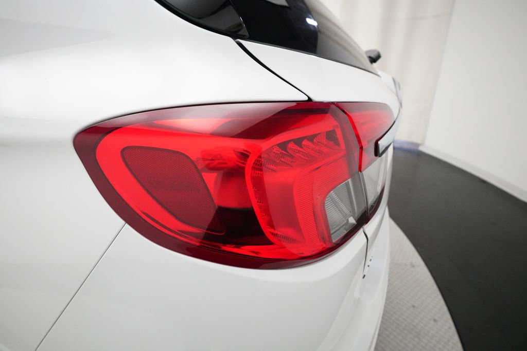 Used 2017 Buick Envision Essence FWD image 33