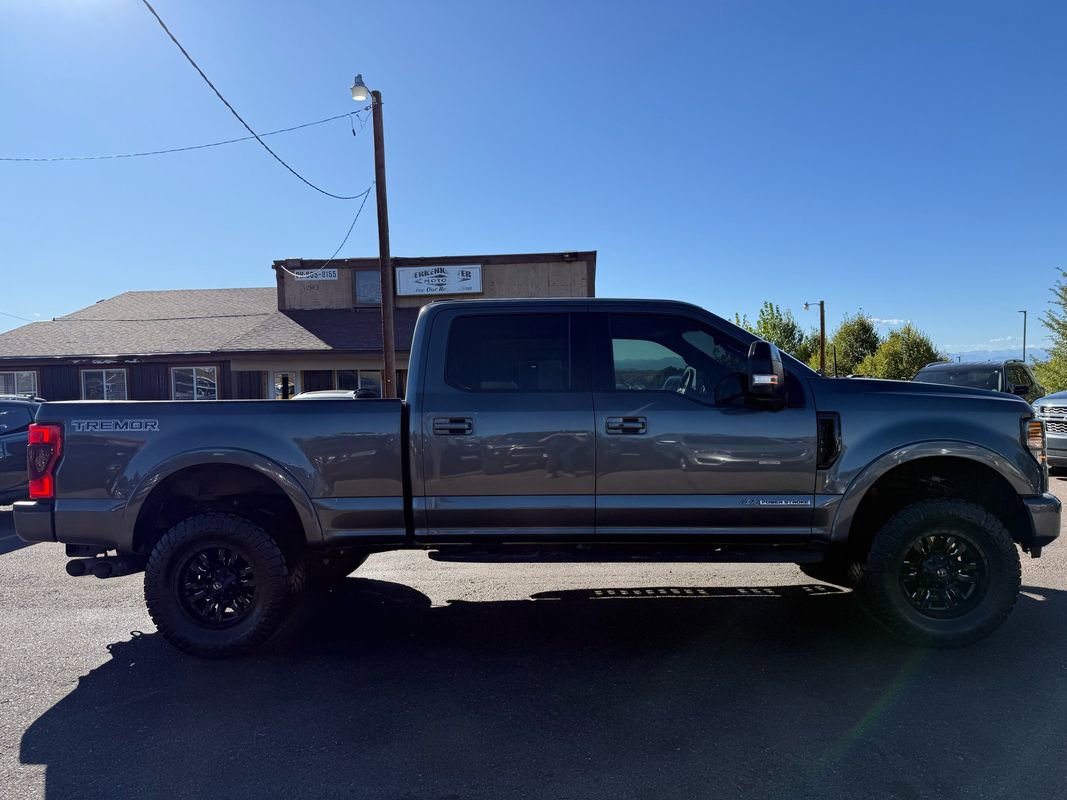 Used 2020 Ford F350 Lariat image 2