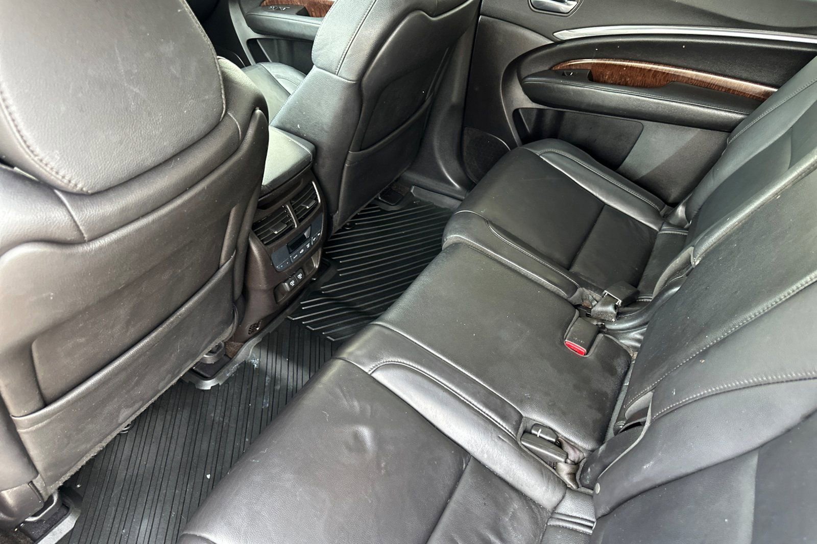 Used 2017 Acura MDX FWD w/ Technology Package image 12