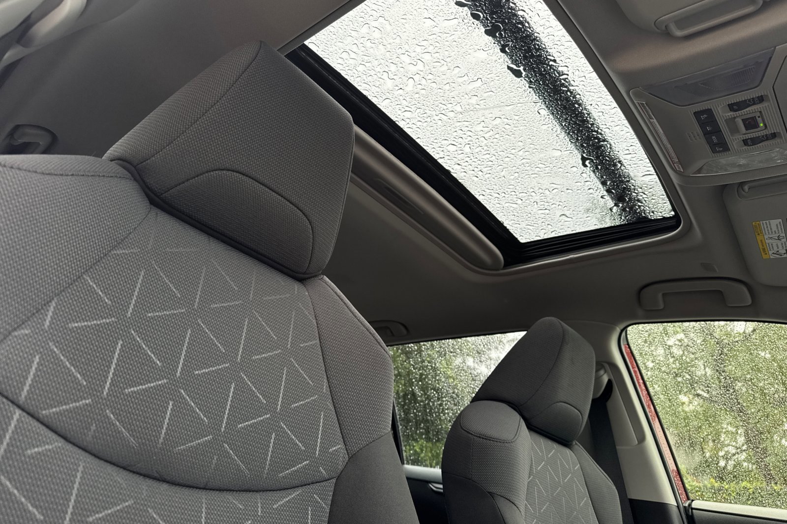 New 2025 Toyota RAV4 XLE image 19