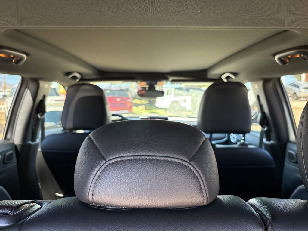 Used 2023 Jeep Compass Latitude w/ Sun and Sound Group image 35