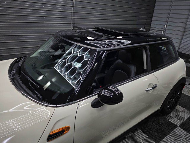 Used 2017 MINI Cooper 2-Door Hardtop FWD image 10