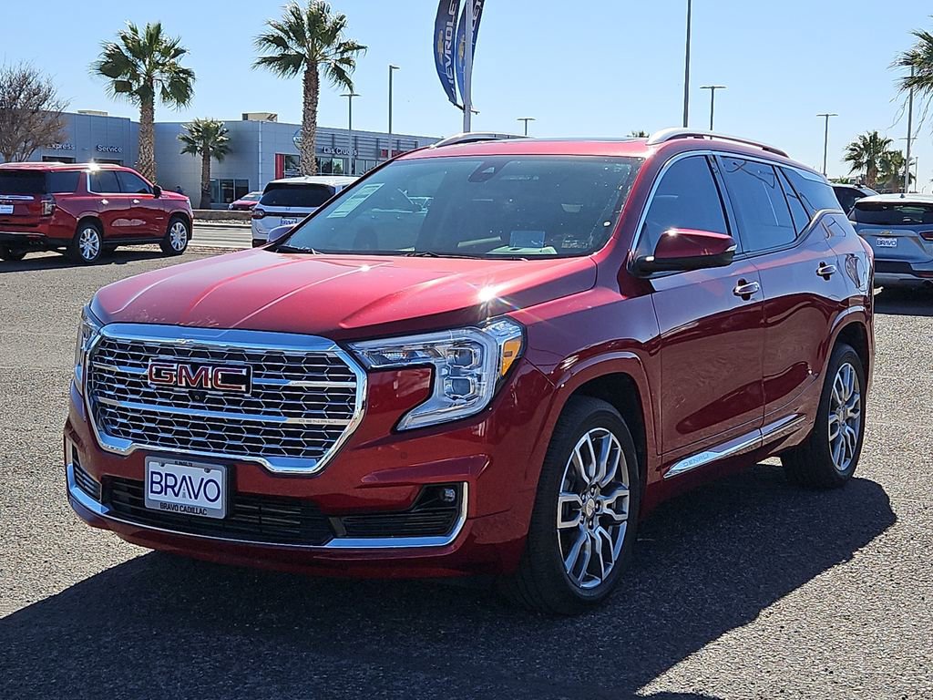 Used 2024 GMC Terrain Denali w/ Denali Premium Package image 1