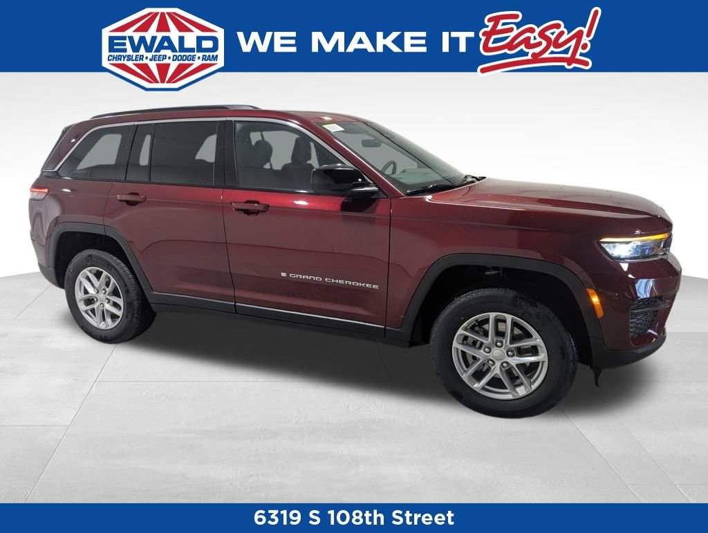 New 2025 Jeep Grand Cherokee Laredo X w/ Trailer Tow Package image 23