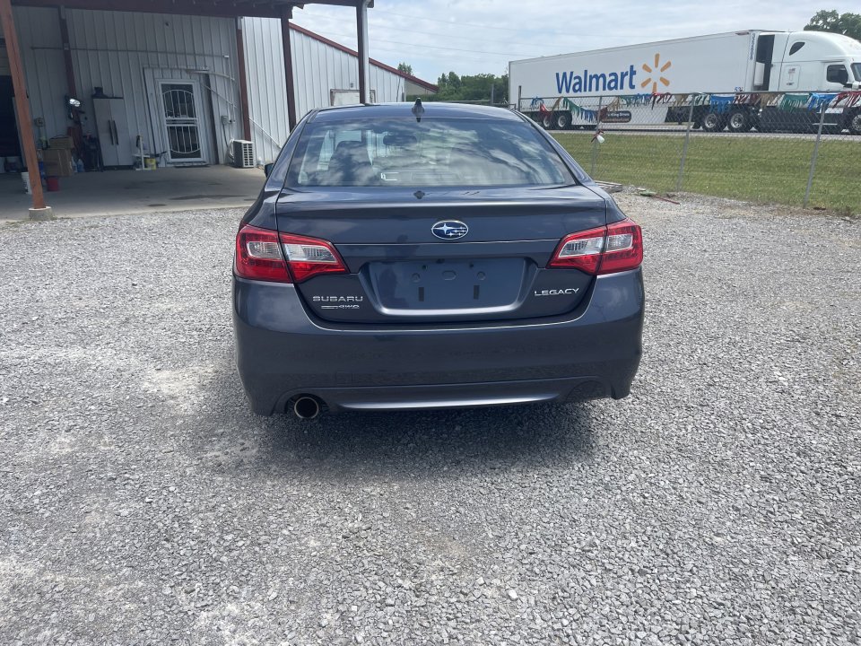 Used 2016 Subaru Legacy 2.5i Premium AWD/4WD image 5