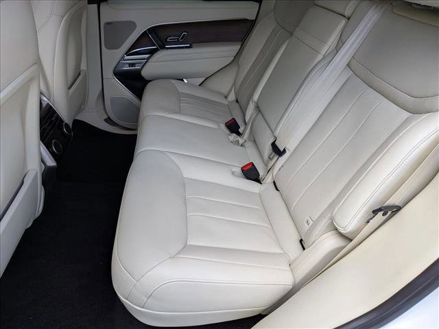 Certified 2023 Land Rover Range Rover SE image 20