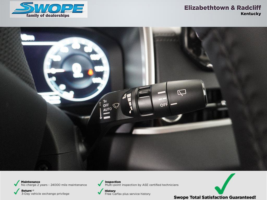 New 2025 Mitsubishi Outlander SE image 15