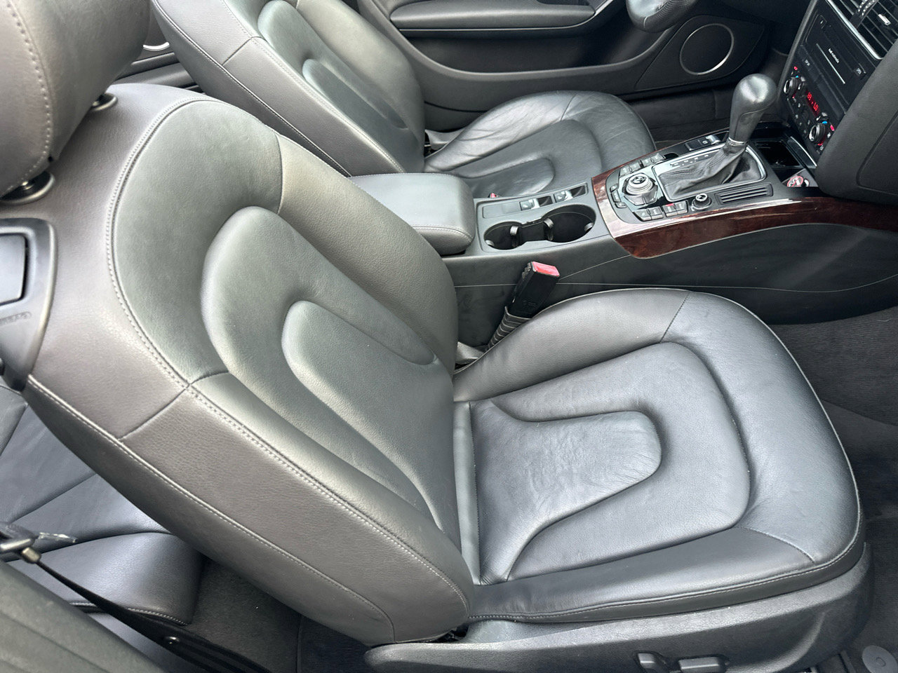 Used 2010 Audi A5 2.0T Premium Plus image 11