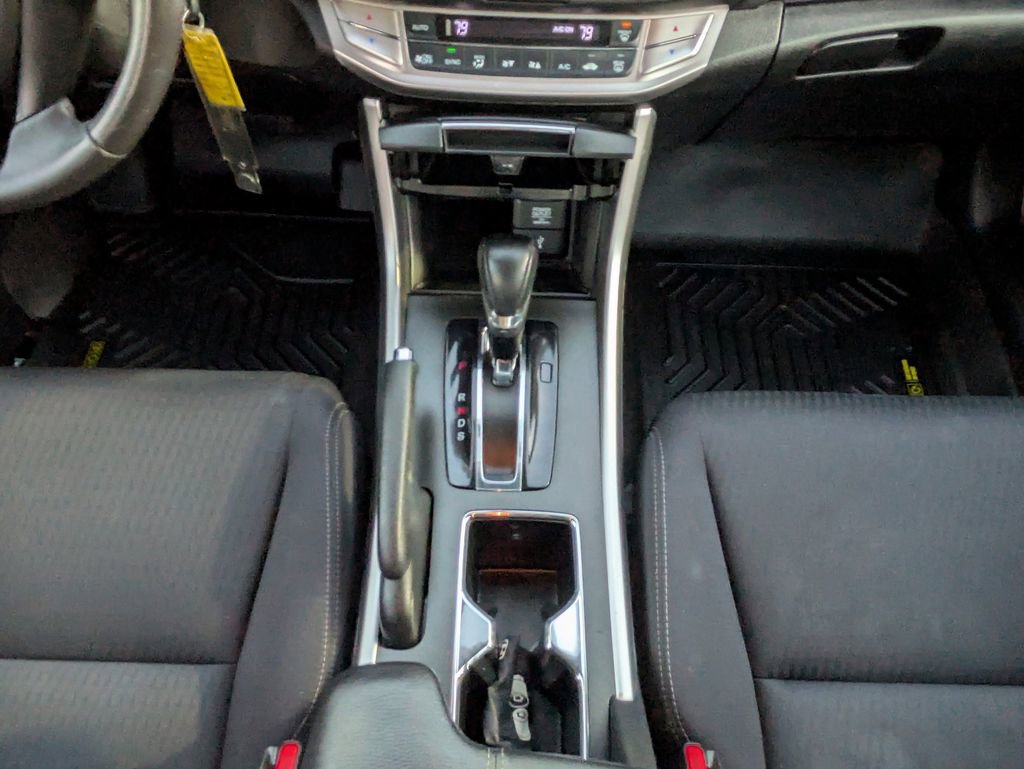 Used 2015 Honda Accord Sport image 18