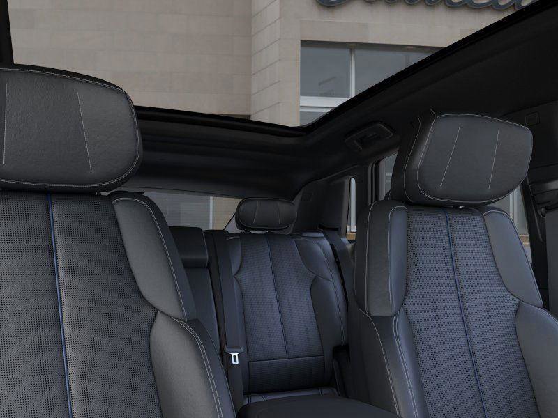 New 2025 Cadillac Lyriq Sport w/ LPO, Floor Liner Package AWD/4WD image 24