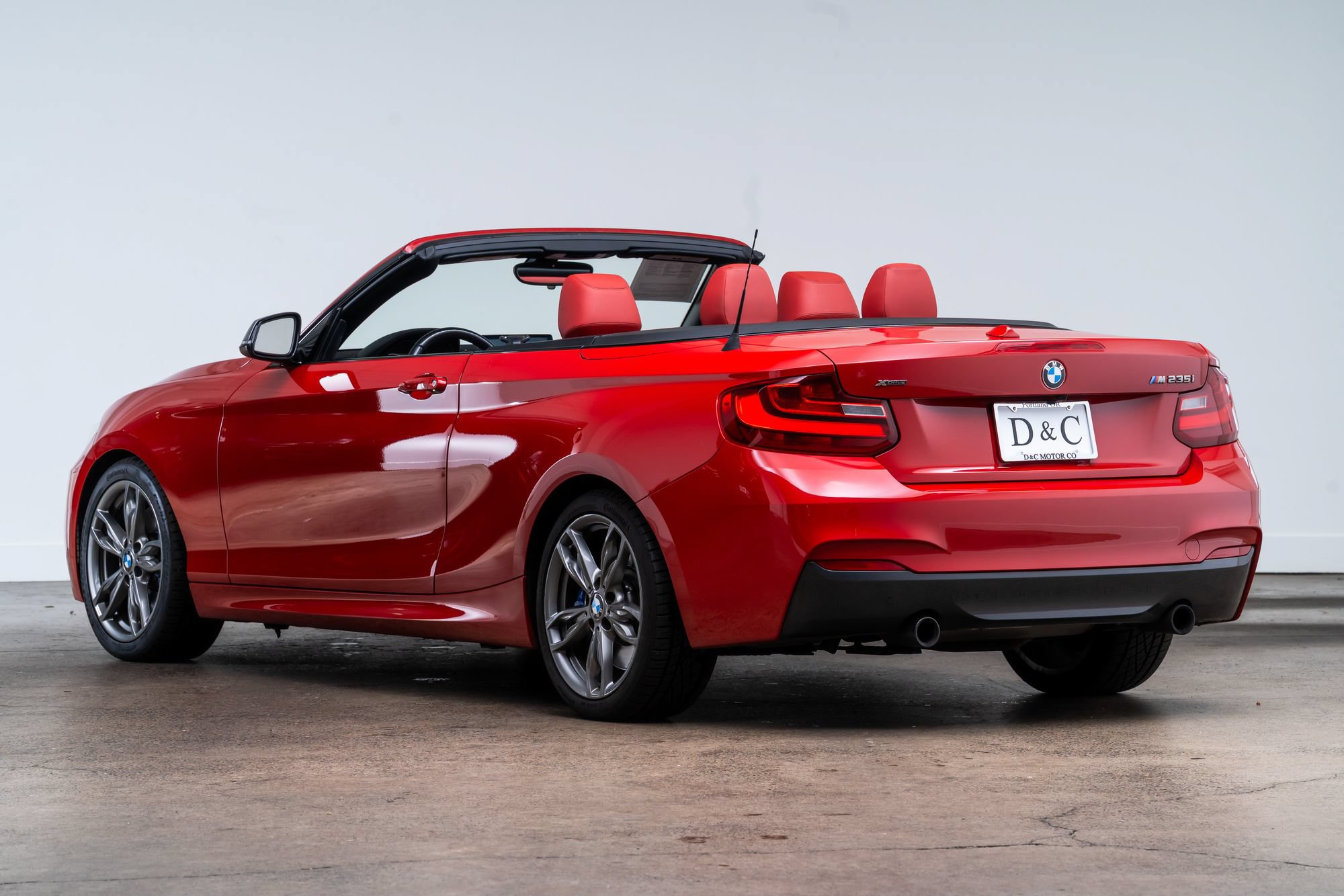 Used 2016 BMW M235i xDrive Convertible AWD/4WD image 5
