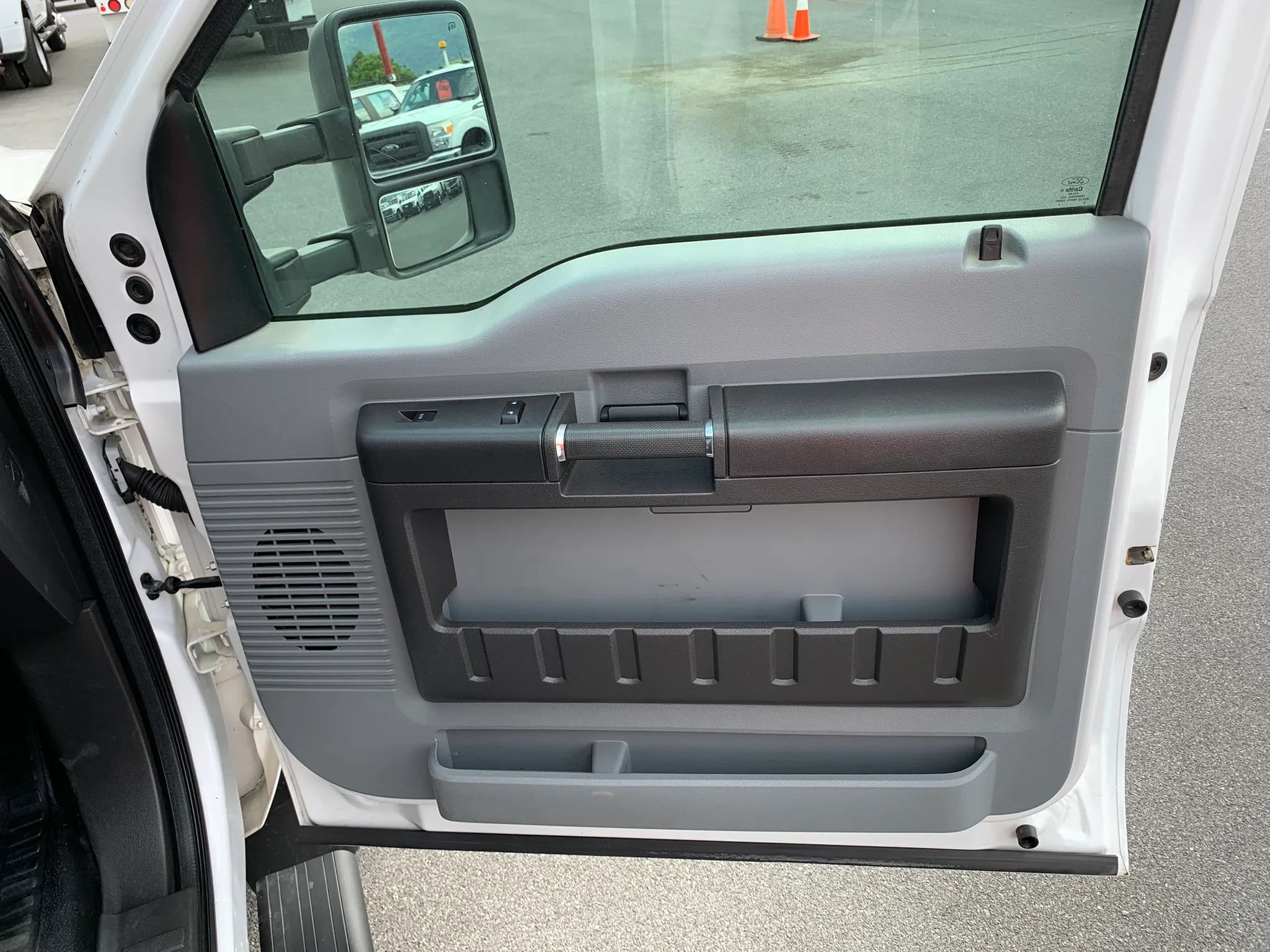 Used 2014 Ford F450 XL w/ Power Equipment Group AWD/4WD image 23