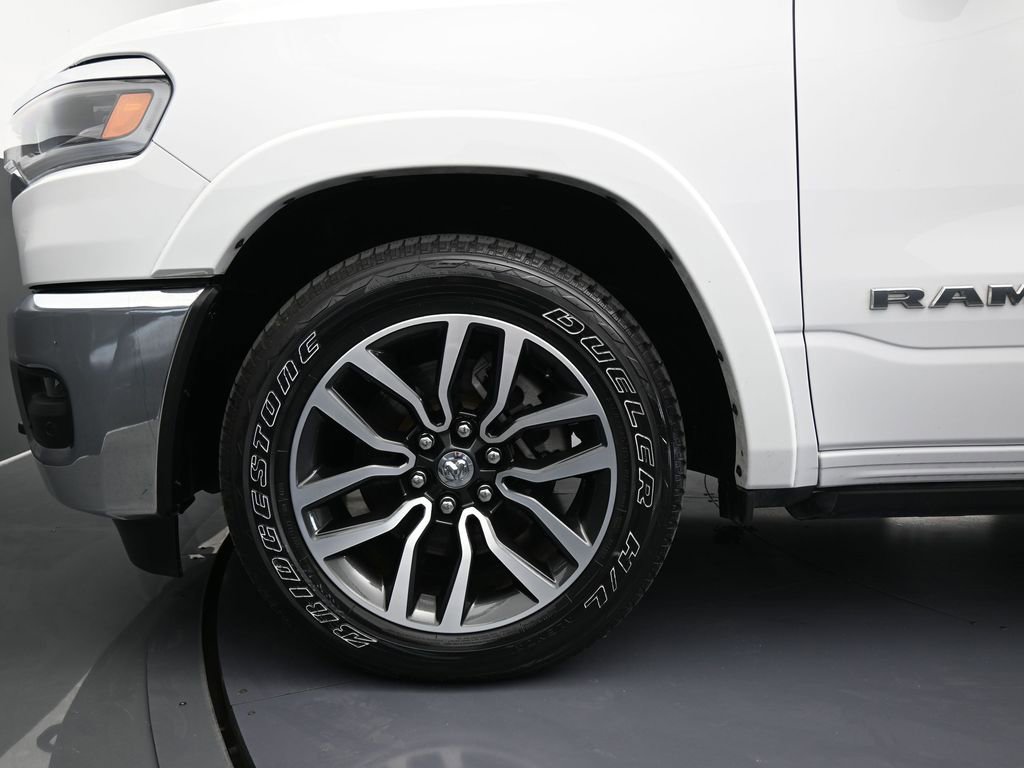 Used 2025 RAM 1500 Limited image 11