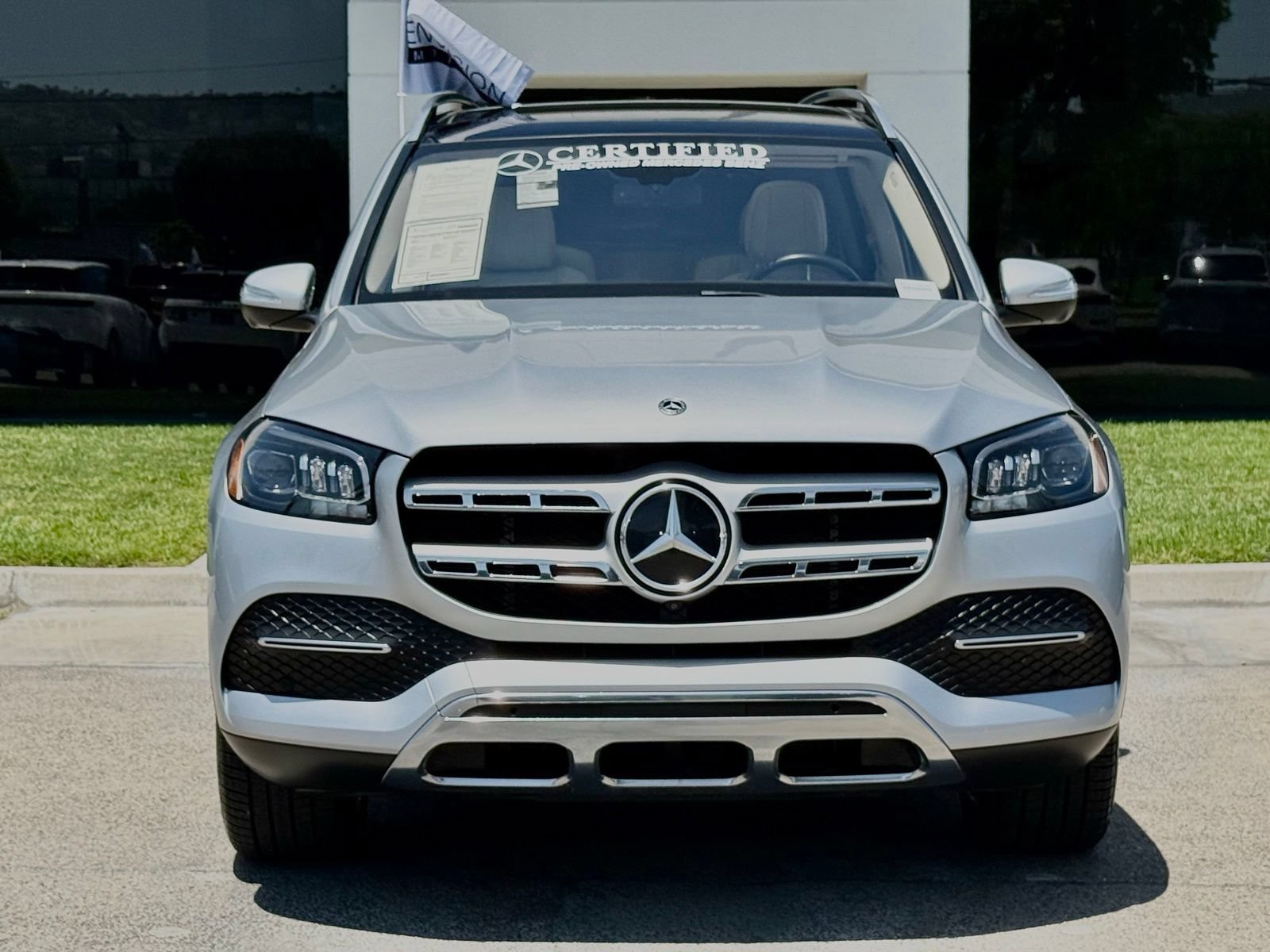Used 2022 Mercedes-Benz GLS 450 4MATIC w/ Warmth & Comfort Package image 5