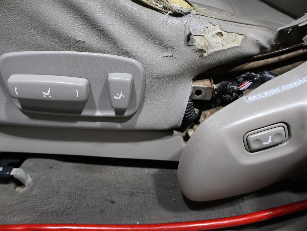 Used 2002 Toyota Sequoia SR5 image 12