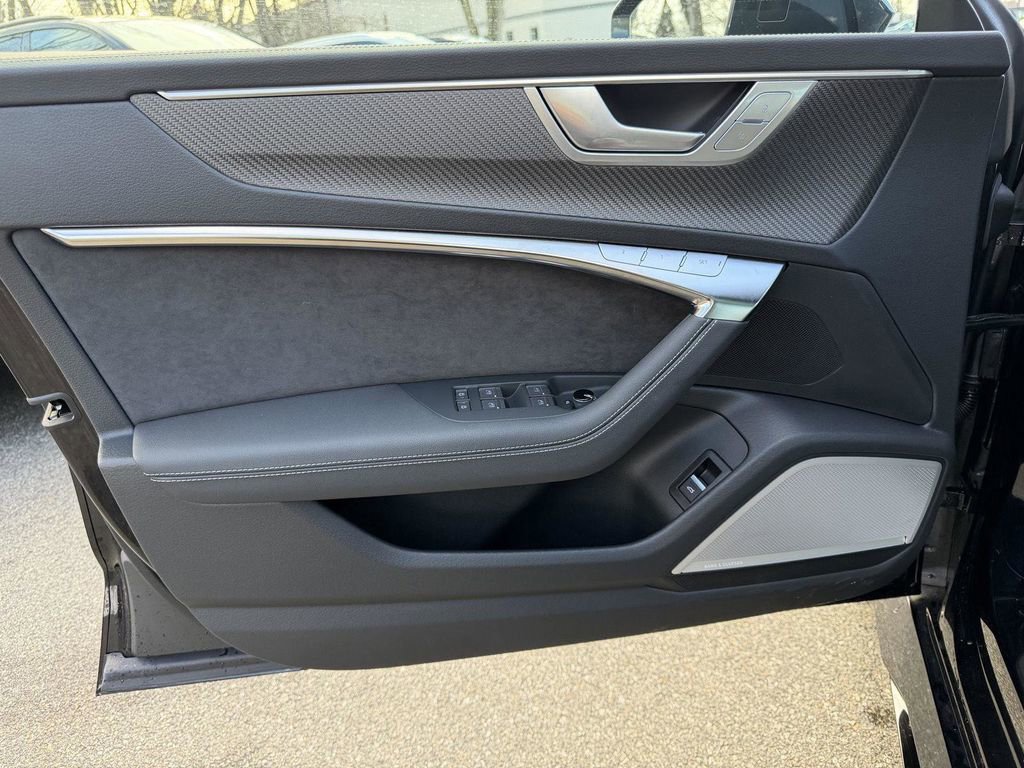 New 2025 Audi RS 7 performance Sportback AWD/4WD image 13