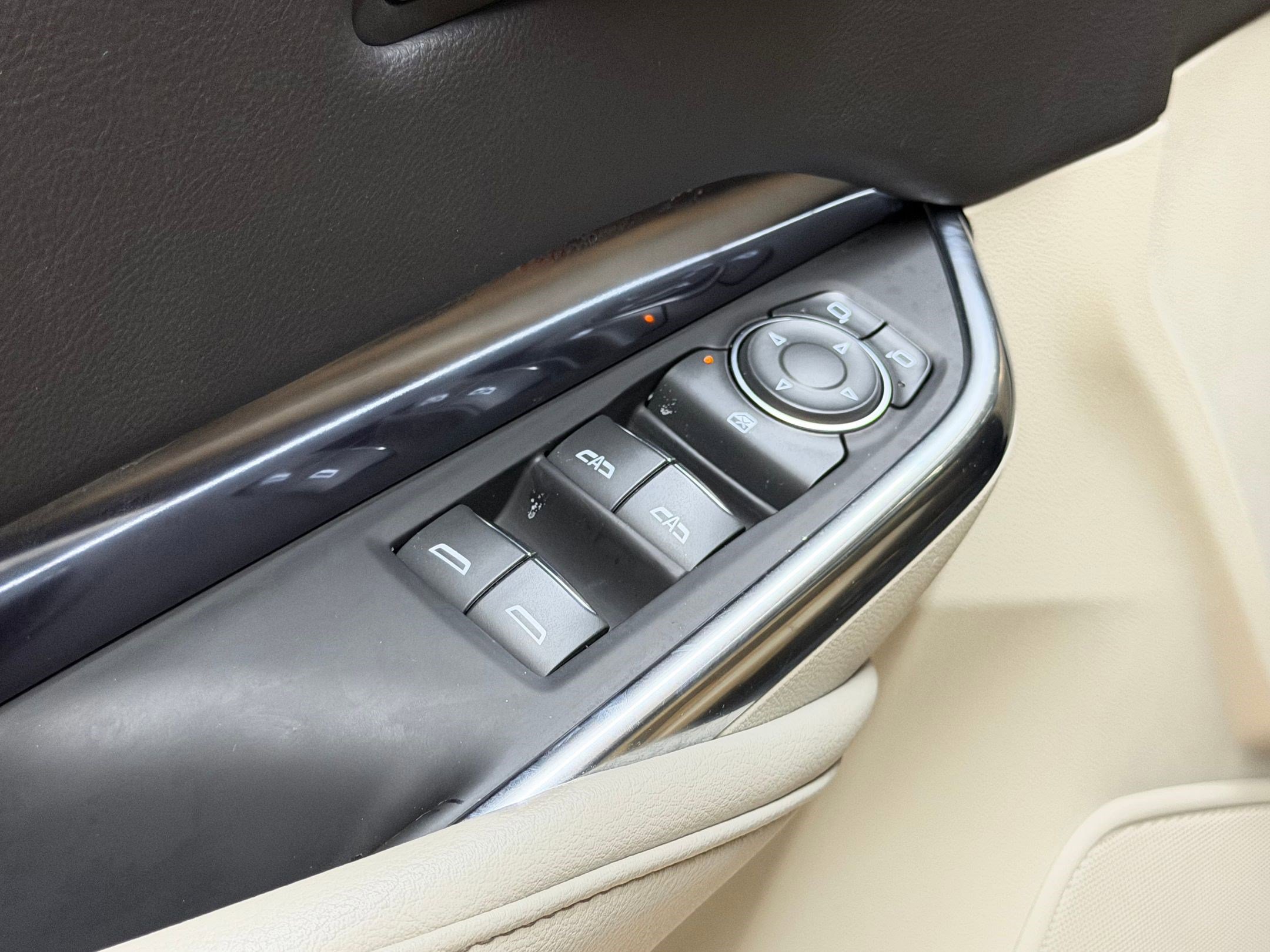Used 2023 Cadillac XT4 Luxury FWD image 24