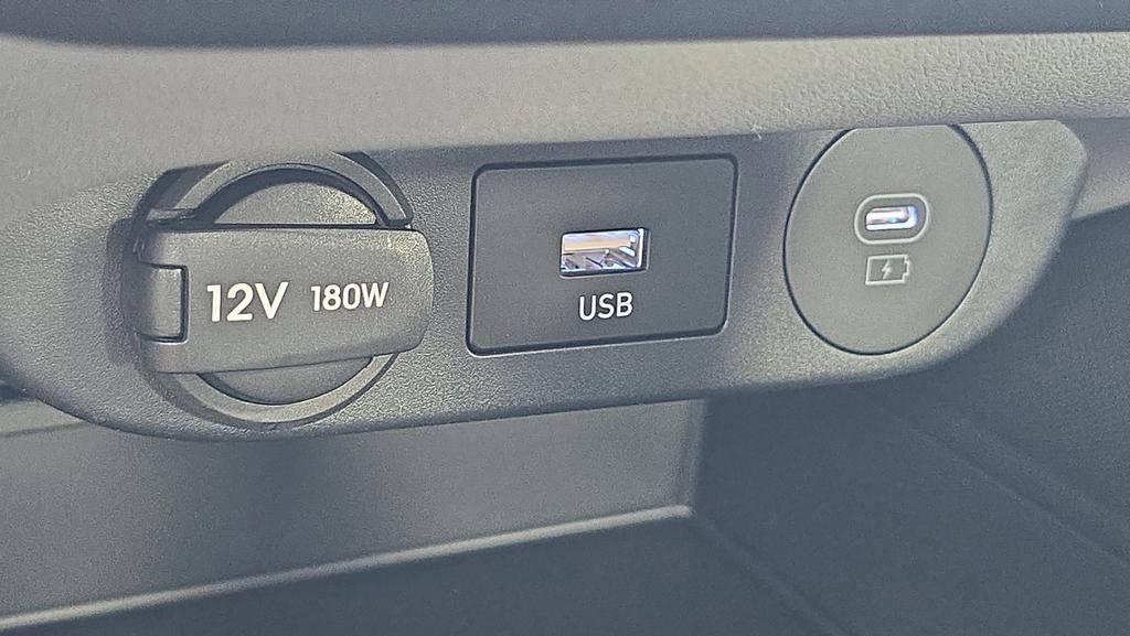 New 2026 Hyundai Elantra SE FWD image 30