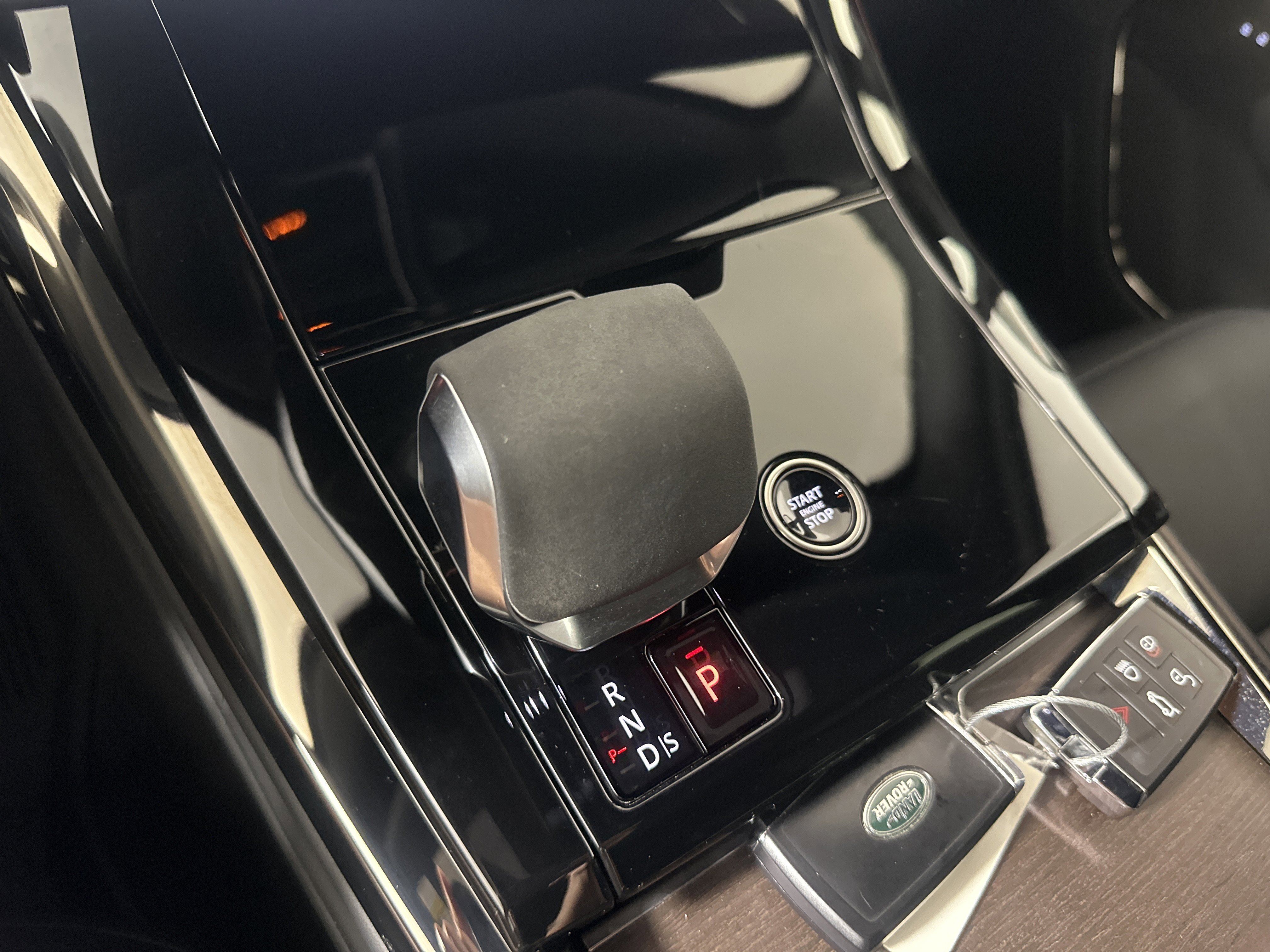 Used 2024 Land Rover Range Rover Sport Dynamic SE image 16