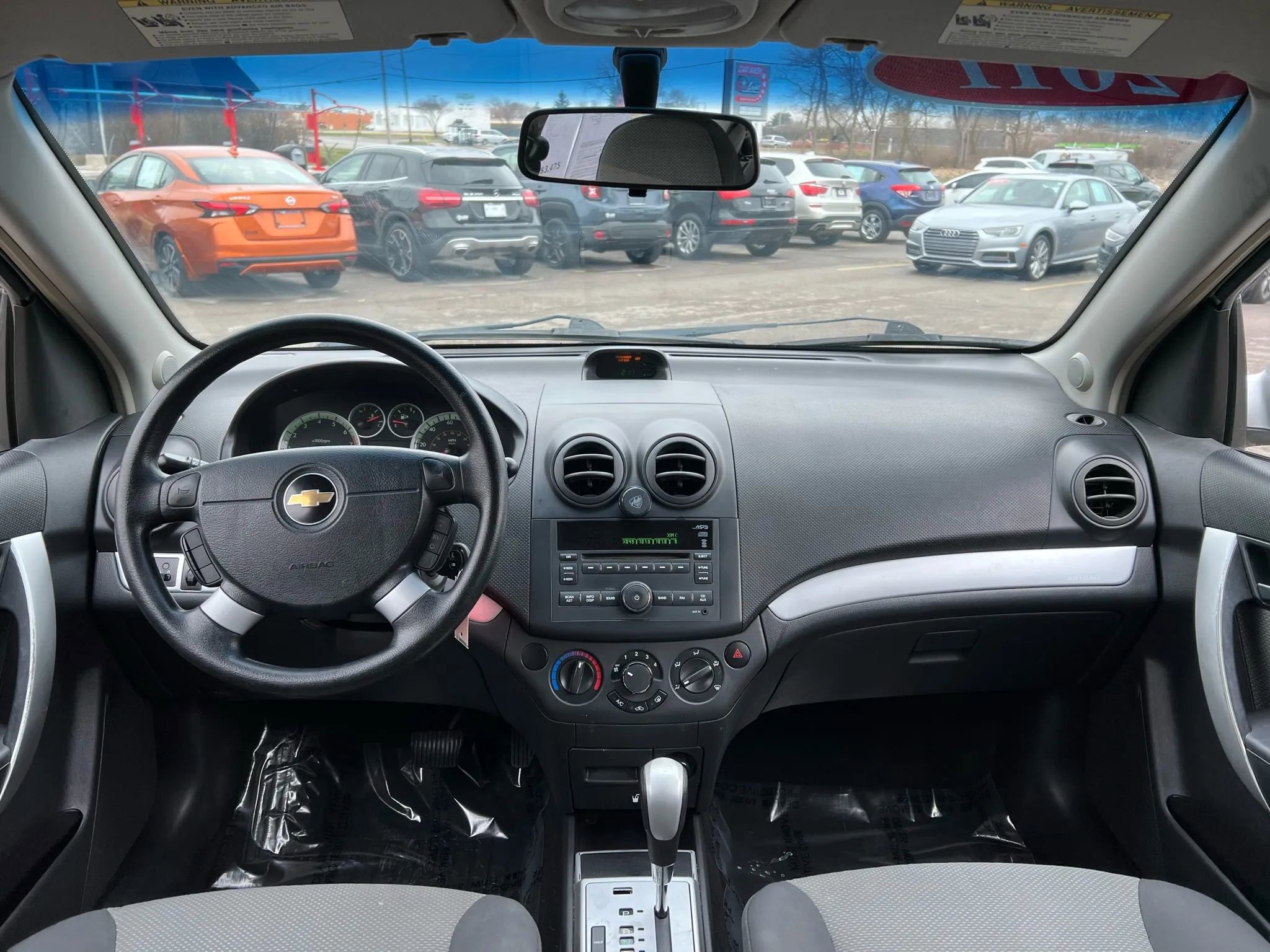 Used 2011 Chevrolet Aveo5 LT w/ Power and Convenience Package image 9