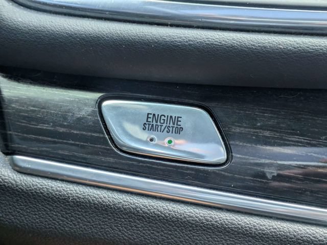 Used 2019 Buick Enclave Avenir w/ Avenir Technology Package FWD image 34