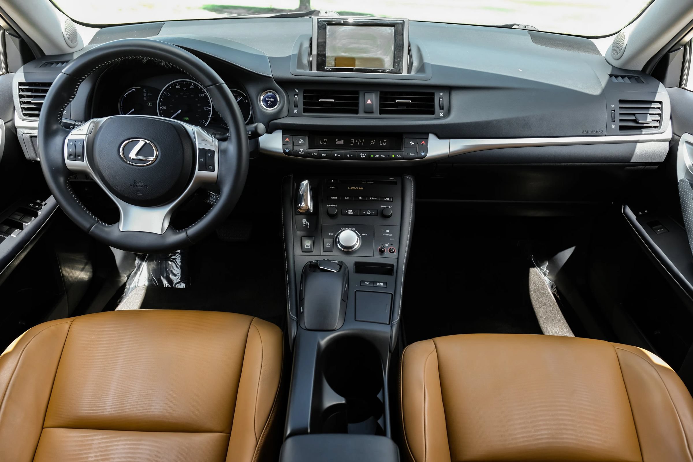 Used 2012 Lexus CT 200h Premium w/ Premium Audio Pkg FWD image 18