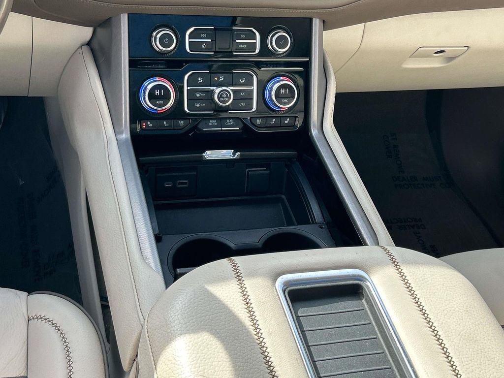 Used 2022 GMC Yukon Denali image 17