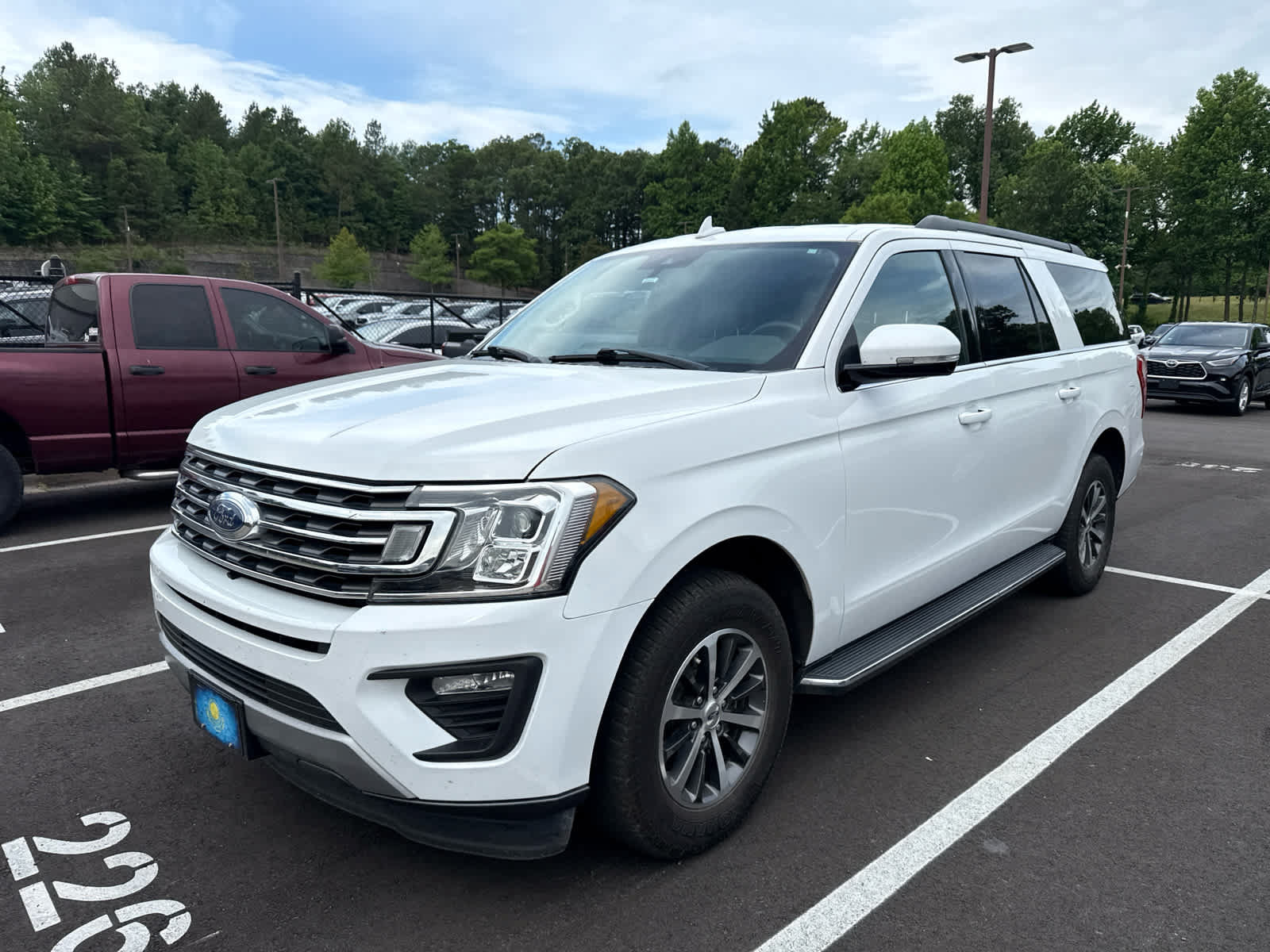 Used 2020 Ford Expedition Max XLT w/ Equipment Group 202A RWD image 6